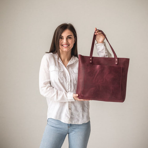Personalized Genuine Leather Tote Bag – Custom Anniversary Gift for Women – Zipper Purse – Travel Essential – Handmade Gift for Her
