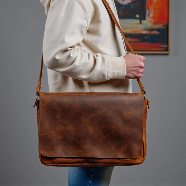 Vintage Style Messenger Bag Full Grain Leather Rustic Leather Messenger Bag for Everyday Use Messenger Bag for Students Durable Leather Bag