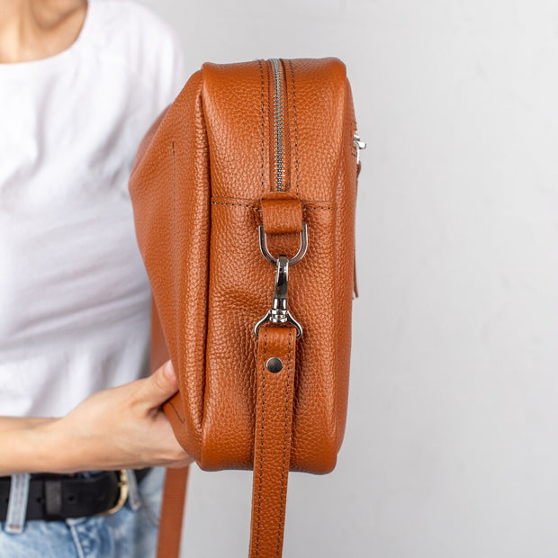 Genuine Pebbeld Leather Crossbody Bag for Everyday Use | Handmade Leather Crossbody Purse with Zipper | Personalization Leather Shoulder Bag