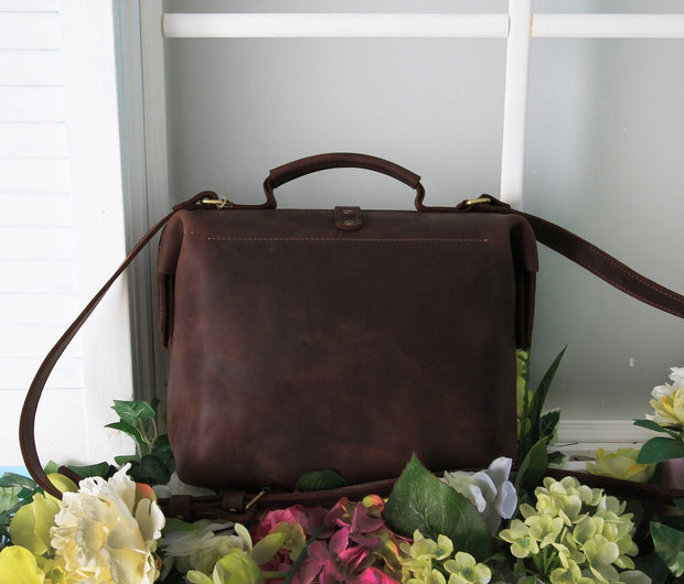 Handmade Leather Top Handle Purse: Stylish and Functional with Adjustable Shoulder Strap