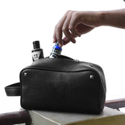 Personalized Groomsmen Gift Dopp Kit Bag Customized Leather Toiletry Bag Monogram Mens Toiletry Bag Leather Custom Gift for Guys Men Wedding